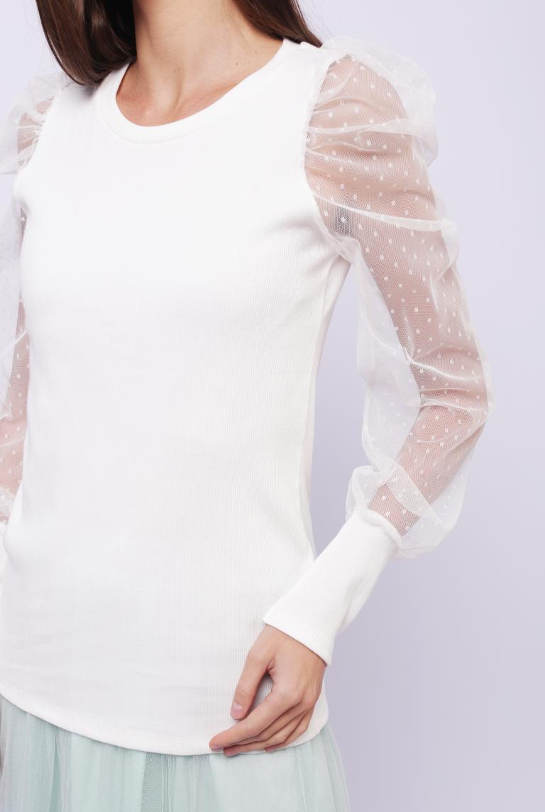 Белая трикотажная блузка с прозрачными рукавами от Liqui