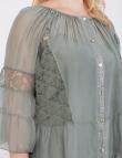 Блуза от New Grinta цвета хаки большого размера 