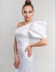 Молочное платье миди с объемным рукавом от Anetty