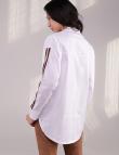Стильная белая рубашка с удлиненной спинкой от One Love