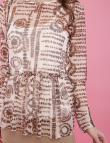 Летняя блузка с принтом коричневого цвета от Pink Black