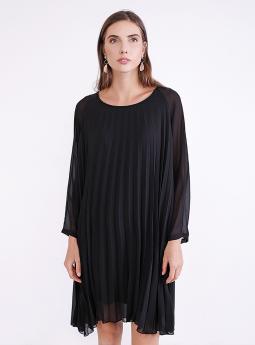Платье Плиссированное короткое черное платье от Coolples Moda 