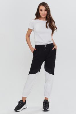 Спортивные штаны Спортивные брюки черно-белого цвета