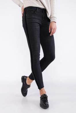Джинсы Обтягивающие джинсы Miss Bon Bon черного цвета