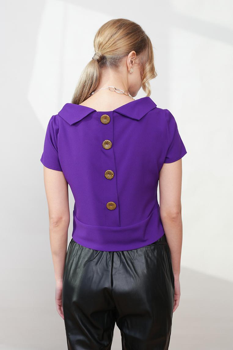 Блузка фиолетового цвета от Think&Believe