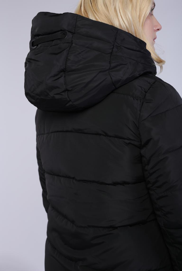 Черная удлиненная куртка с капюшоном от Fly