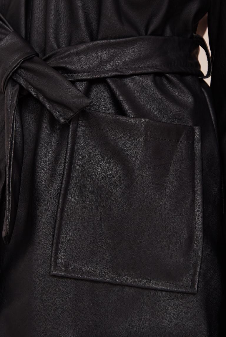Черный кожаный жакет от New Collection