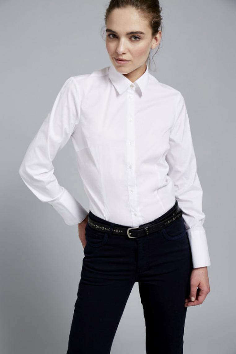 Белая однотонная рубашка от Dandara