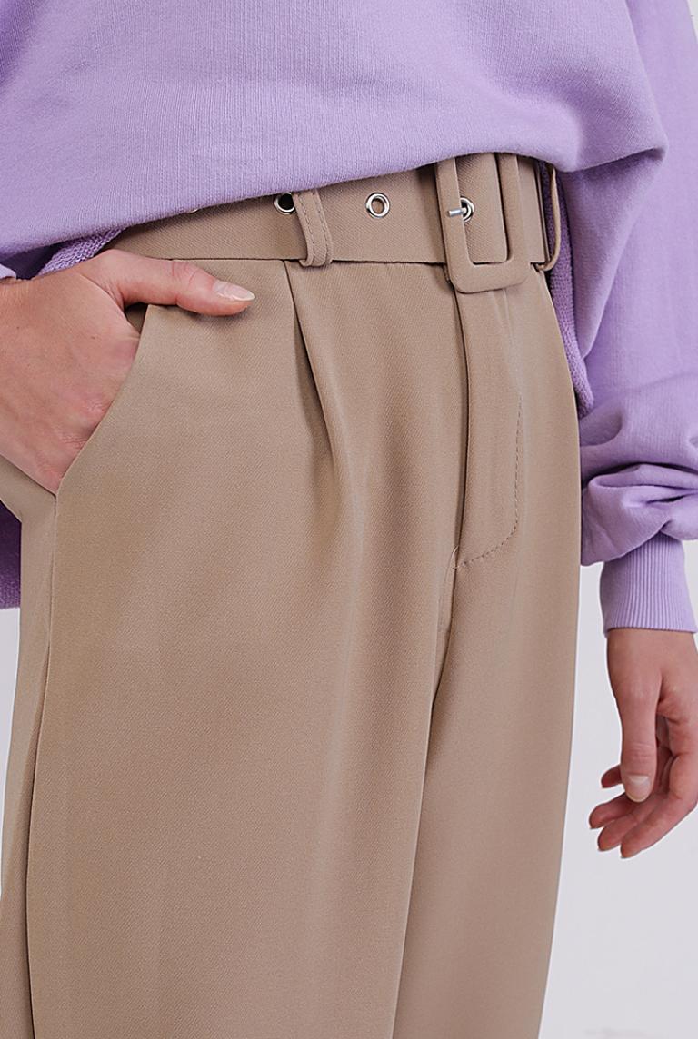 Укороченные брюки с ремнем Coolples Moda бежевые