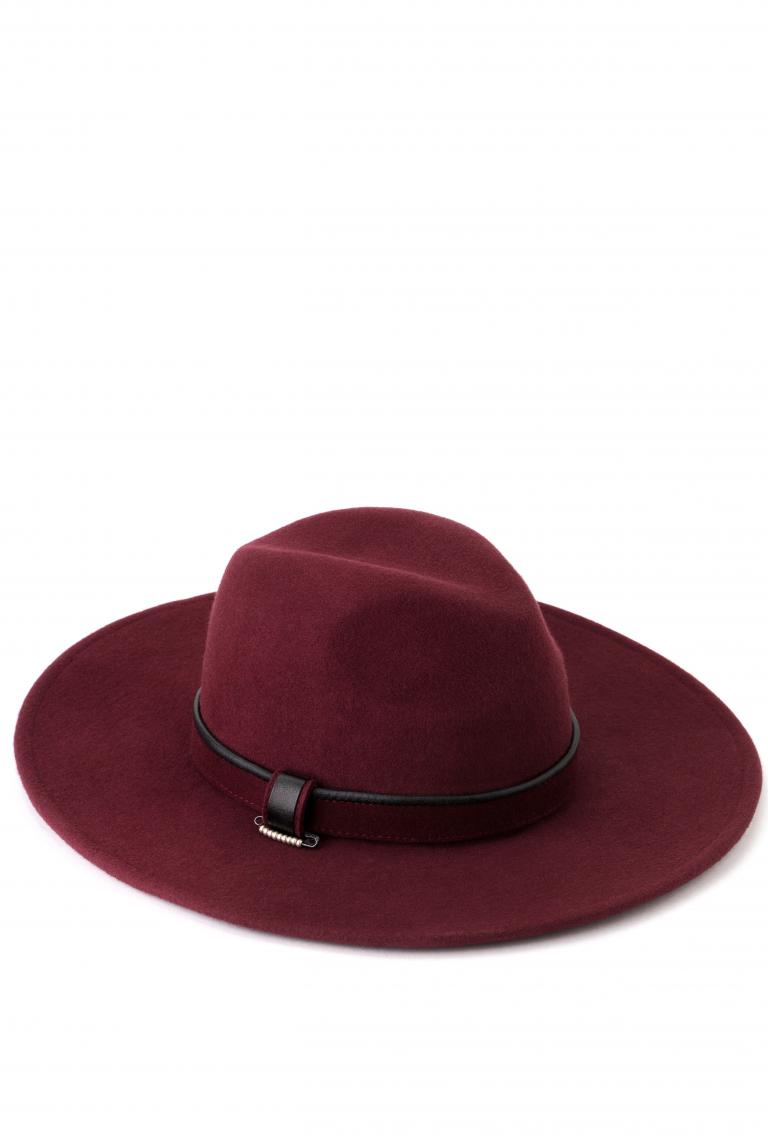 Фетровая шляпа винного цвета от Saint MAEVE