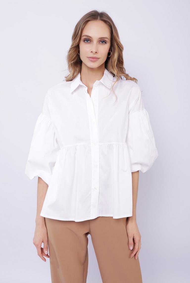 Белая блуза с объемными рукавами от ZETA OTTO