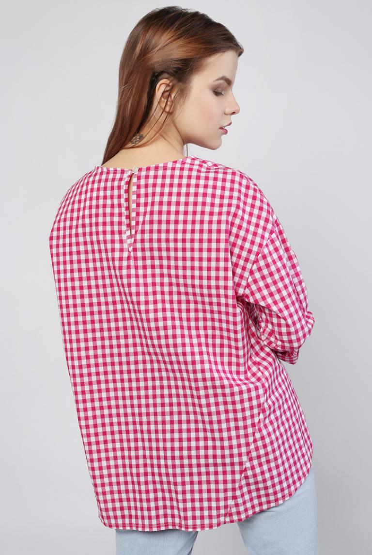 Блуза ONE LOVE с украшением в розовую клетку