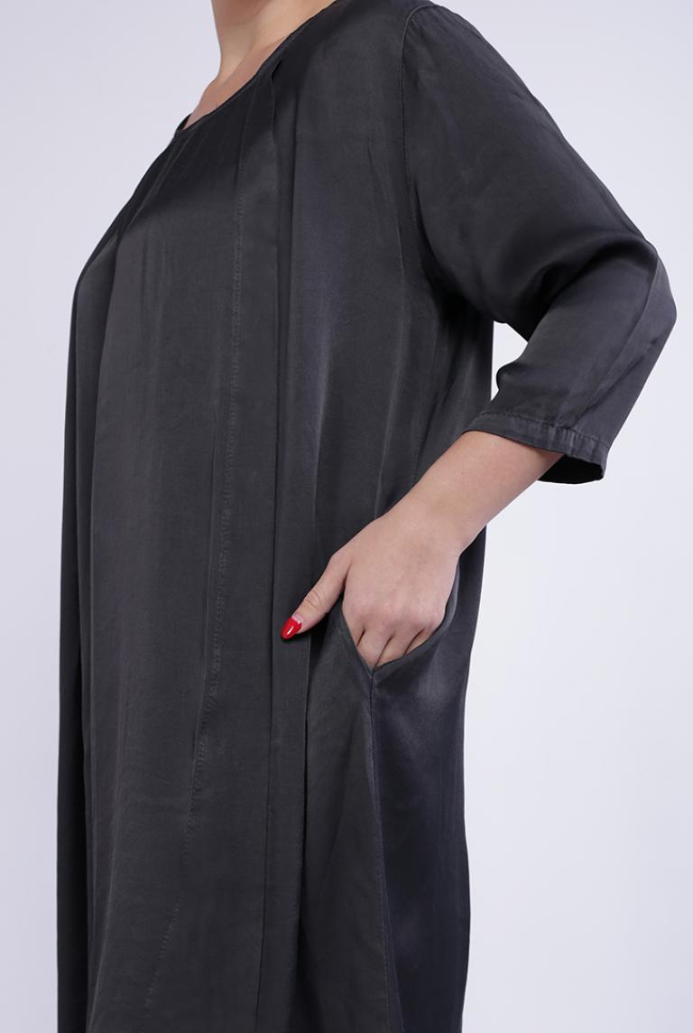 Легкое платье от Stella Milani темно-серого цвета