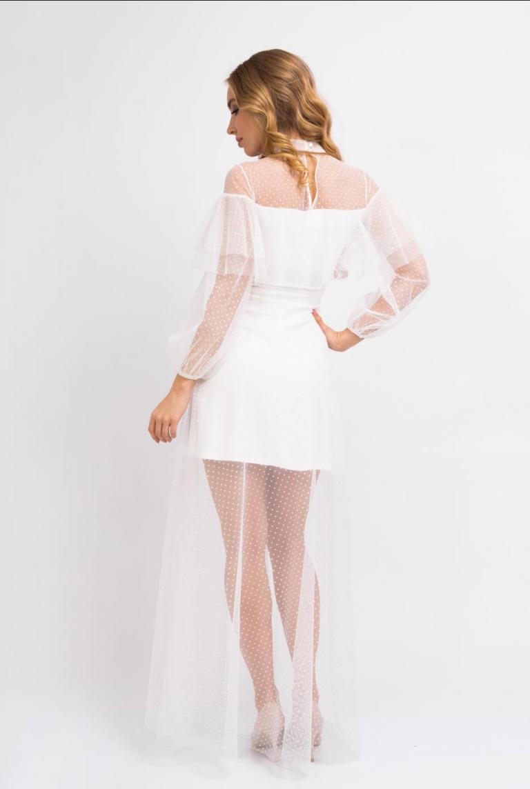 Полупрозрачное белое платье с рукавом от Anetty