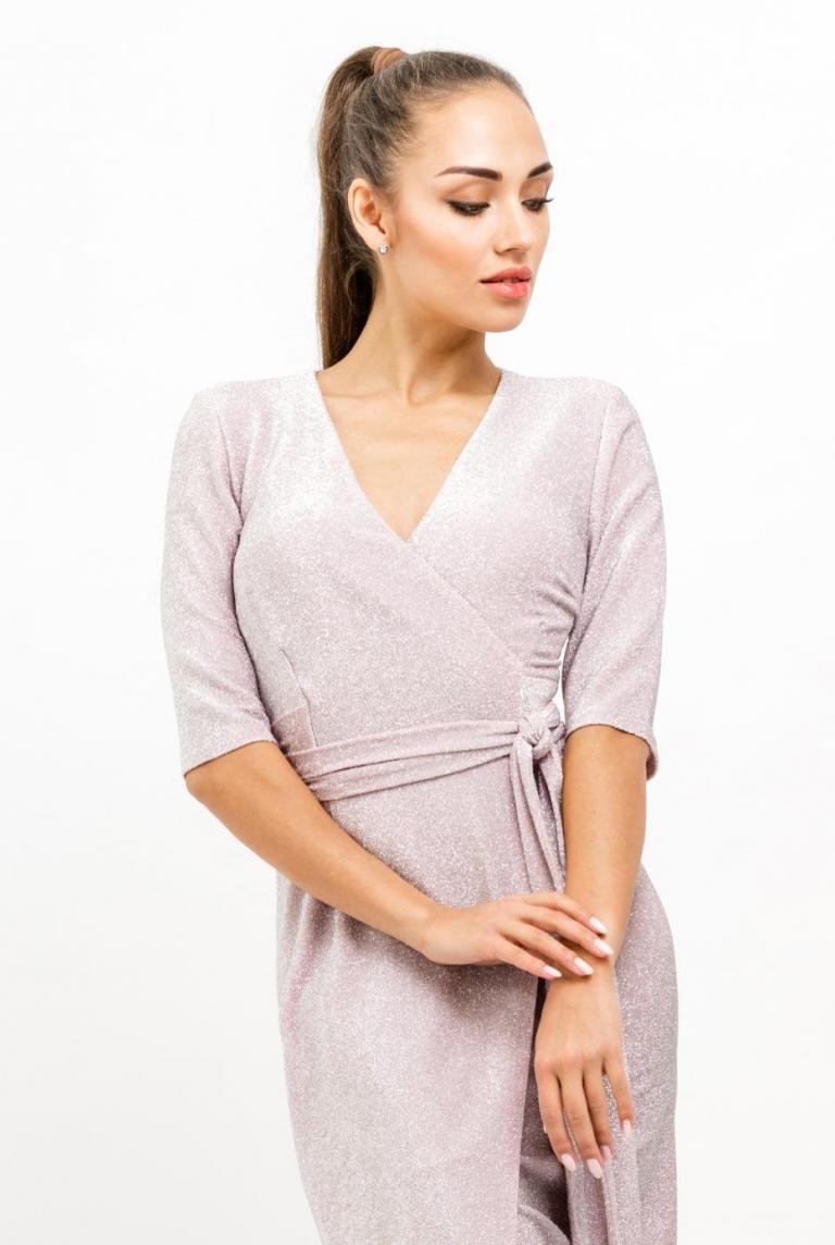 Блестящее платье миди с V-образным вырезом светло-розового цвета от Anetty