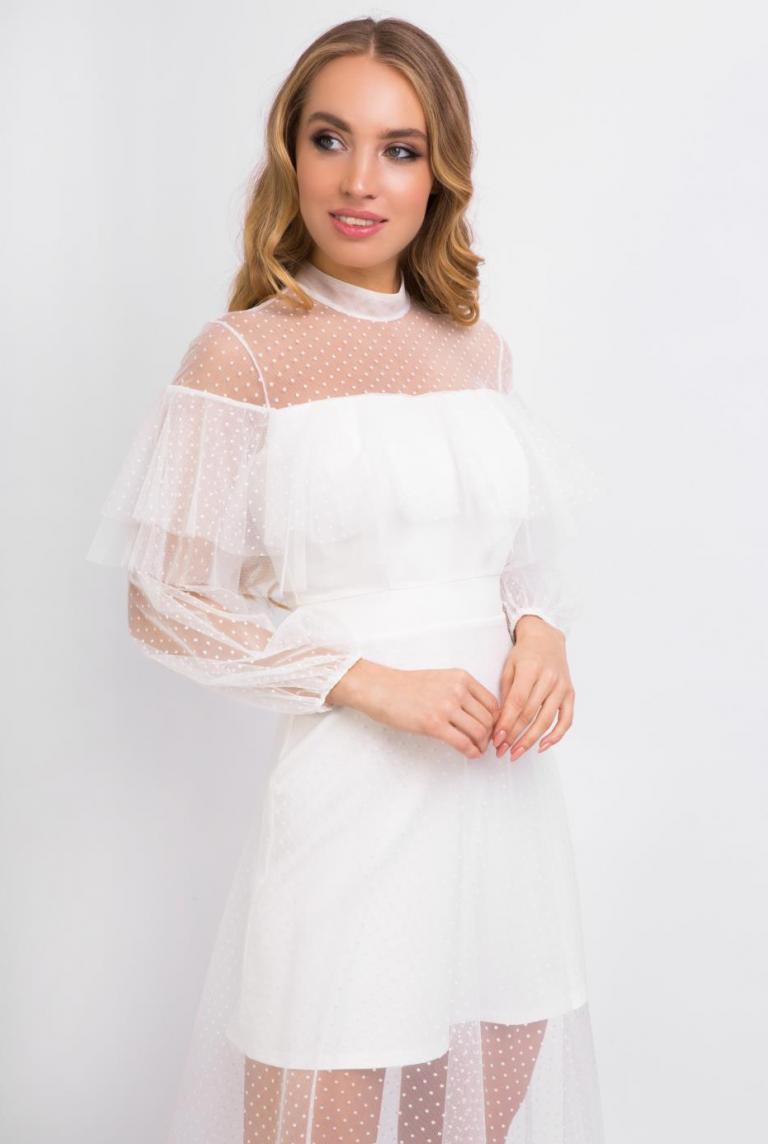 Полупрозрачное белое платье с рукавом от Anetty