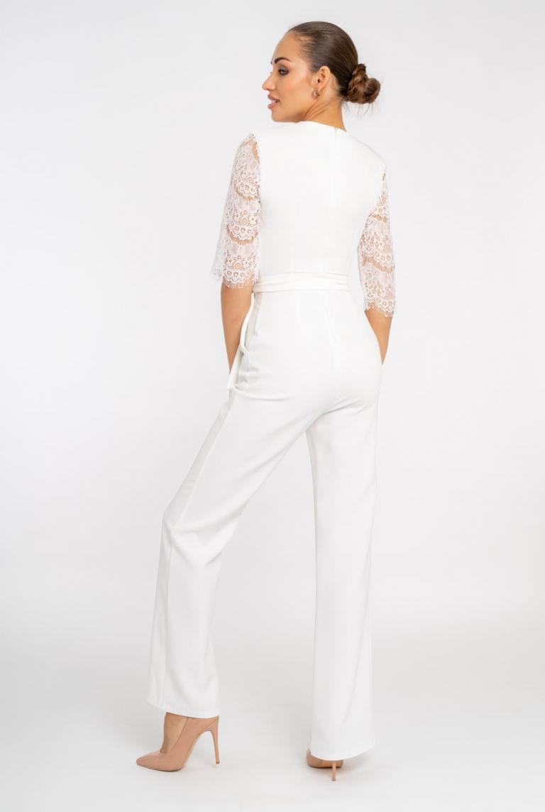 Белый комбинезон с прямыми брюками от Anetty